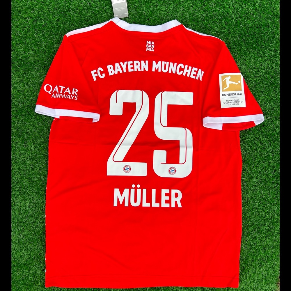 NEW Muller Bayern Munich Home 22/23 Jersey